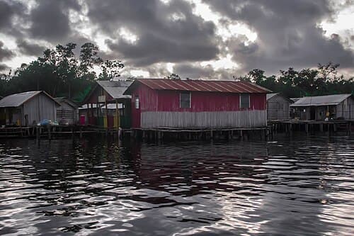 Nzulezu Stilt Village